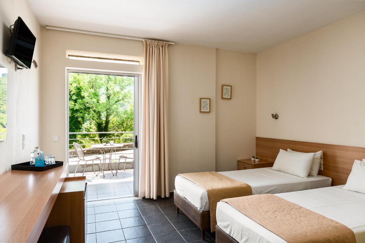 Gefiri Plakas Hotel, Tzoumerka Exterior foto