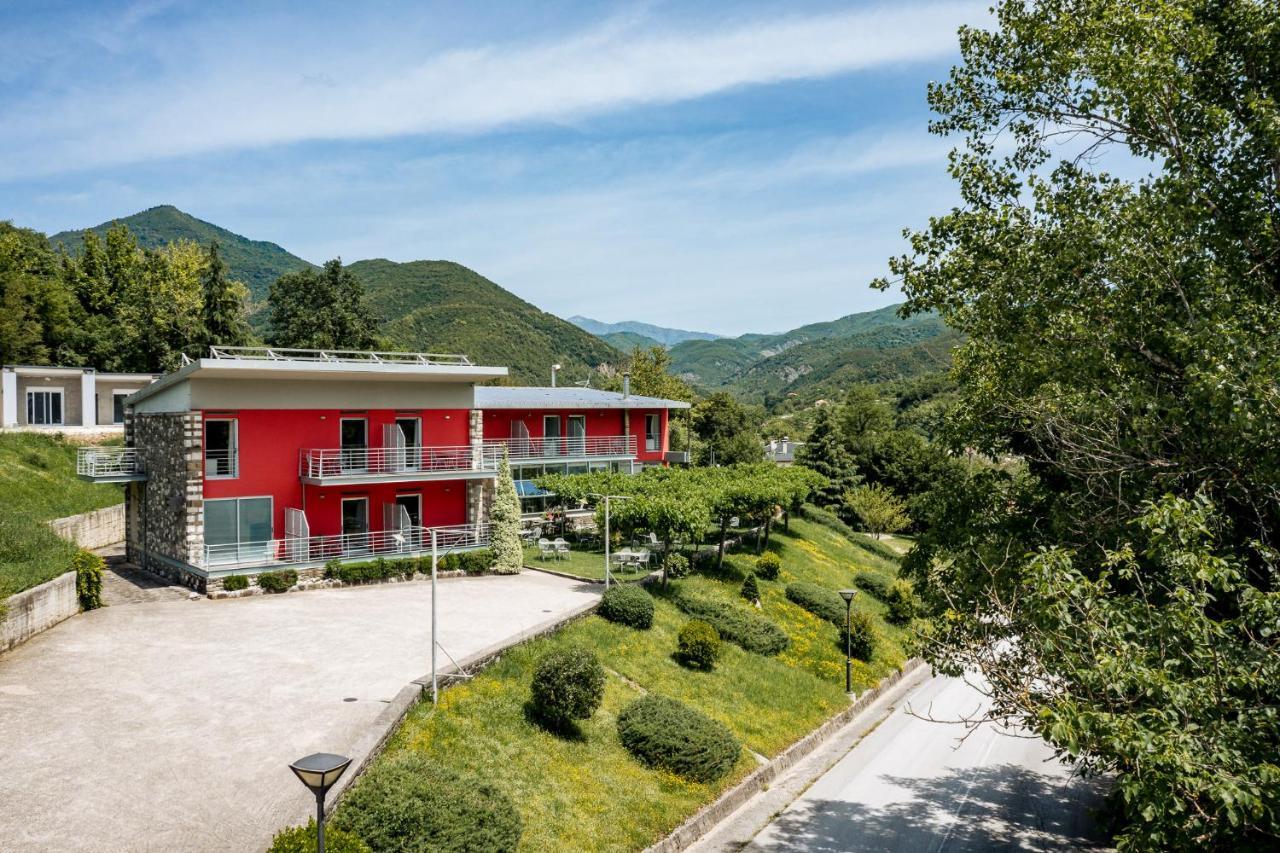Gefiri Plakas Hotel, Tzoumerka Exterior foto